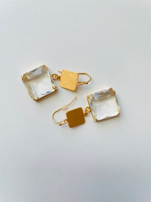 CRYSTAL GOLD SQUARE EARRINGS