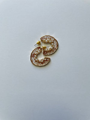 Chic Pearl Gold Earrings