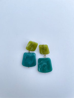 ACETATE RESIN SQUARE DROP EARRING