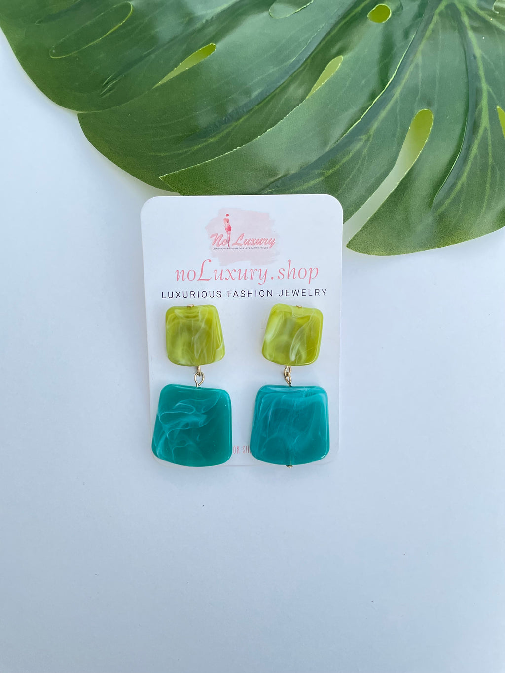 ACETATE RESIN SQUARE DROP EARRING